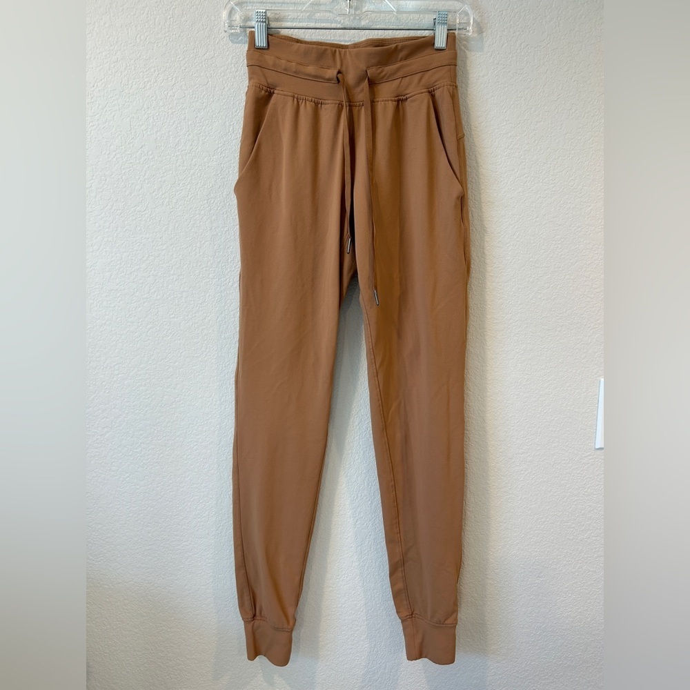 Zyia Active Women’s Camel Ascend Jogger - Small